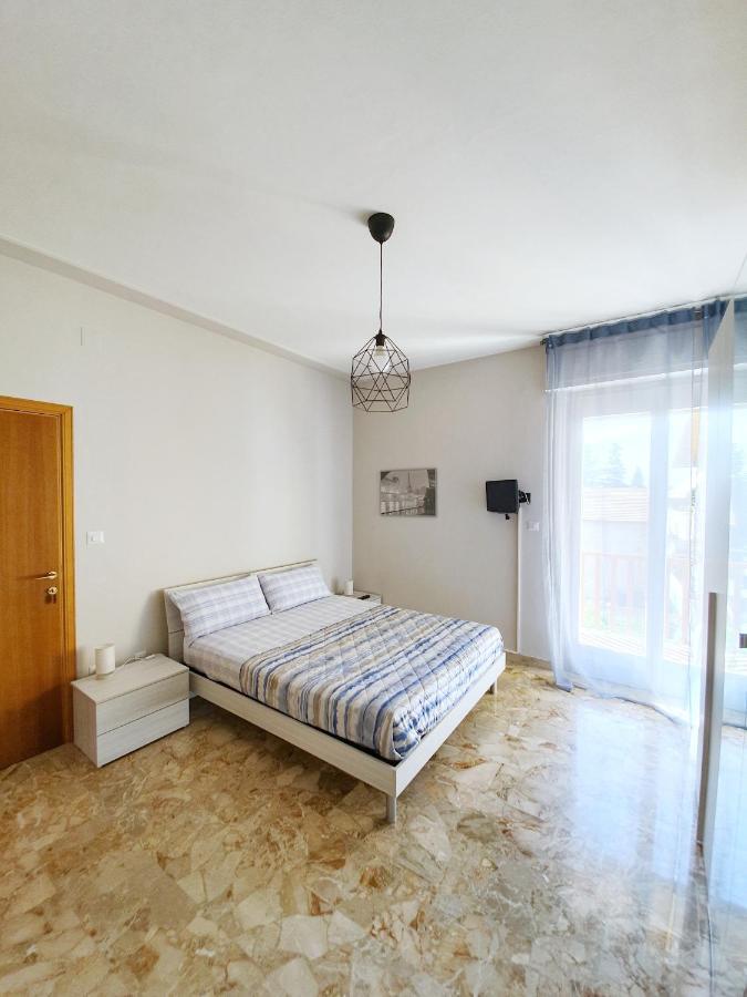Affittacamere Zona Caserma-Stazione Фолиньо Экстерьер фото