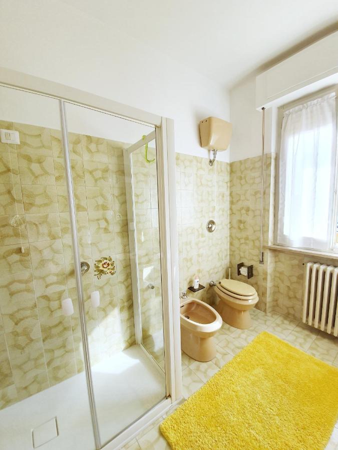 Affittacamere Zona Caserma-Stazione Фолиньо Экстерьер фото